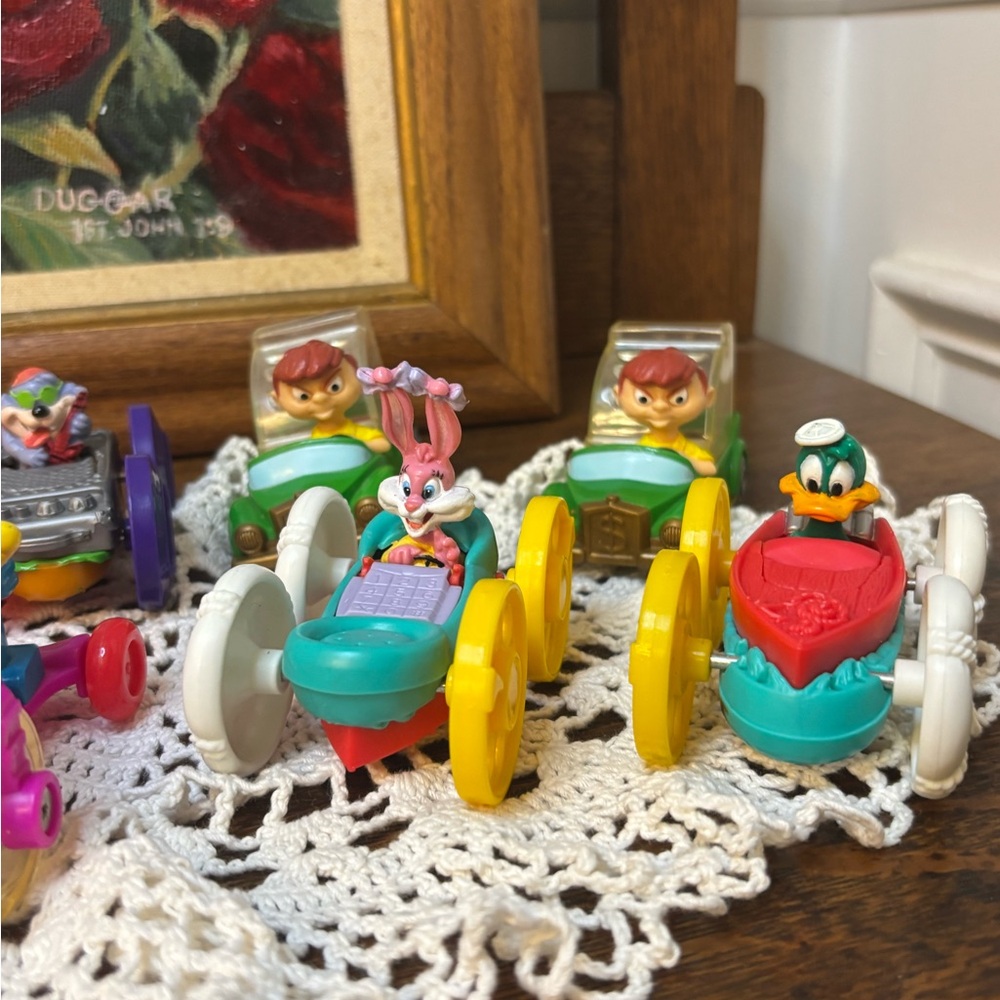 Vintage 1992 McDonald's Tiny Toon Adventures Wacky Rollers - Picture 1 of 5